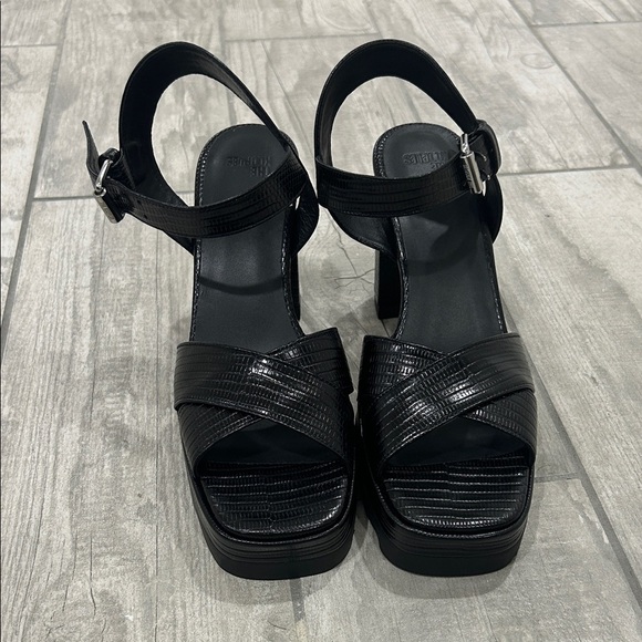 NWOT- The Kooples Black Lizard Effect Embossed Leather Heels - Picture 5 of 7